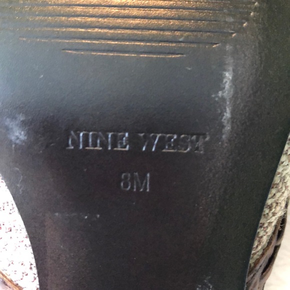 Vintage Nine West heels. - Picture 3 of 6